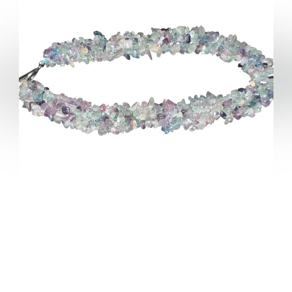 Beautiful Rainbow Fluorite Chips Necklace. 16 inches long. - Picture 5 of 6